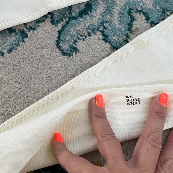 WeWoreWhat Cream Leggings - Picture 3 of 5